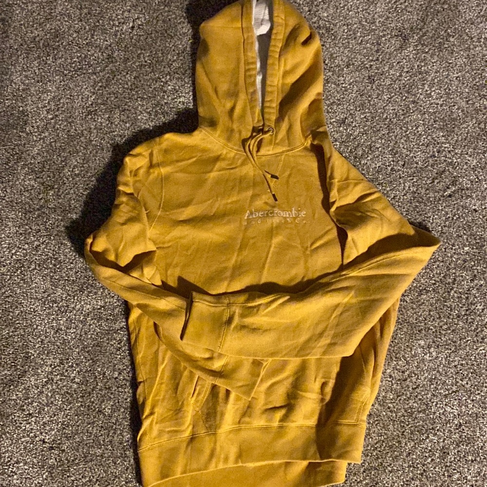 Yellow Abercrombie and Fitch Sweatshirt